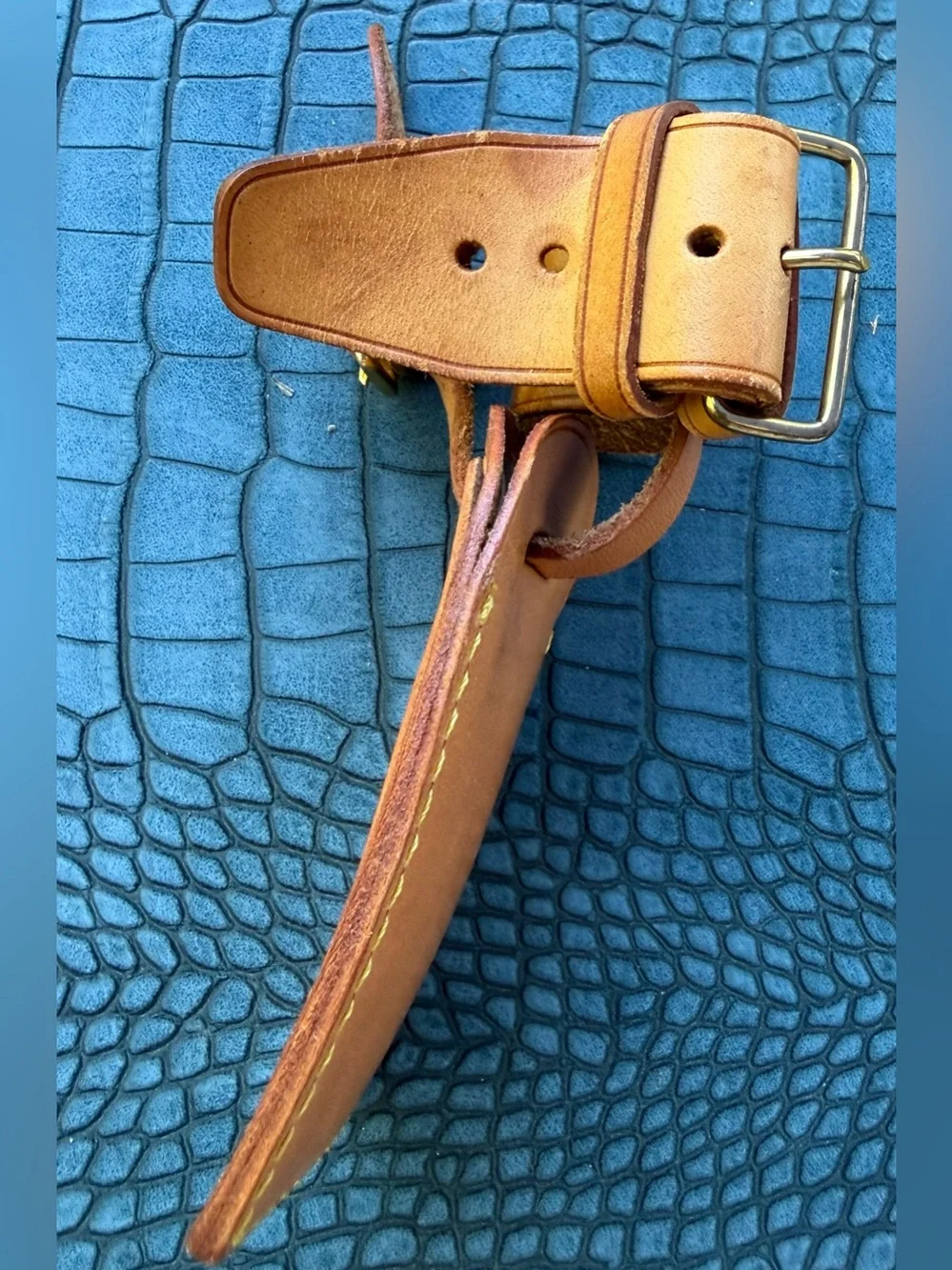 Louis Vuitton Leather Luggage Tag - Tan